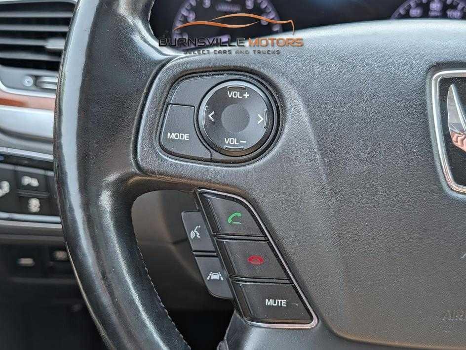 Hyundai Equus 4dr Sdn Signature 2014