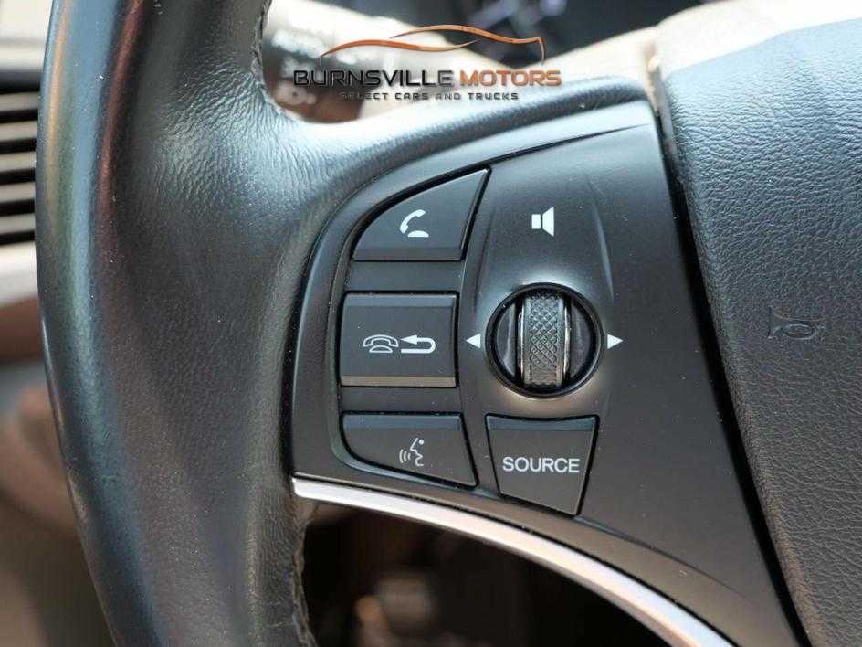 Acura MDX SH-AWD 4dr Tech Pkg 2015