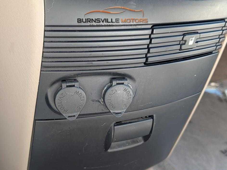 Toyota Sienna 5dr 7-Passenger Van CE FWD (Natl) 2007
