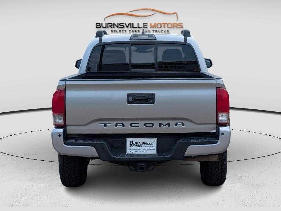 Toyota Tacoma 4WD Double Cab V6 MT TRD Off Road (Natl) 2016