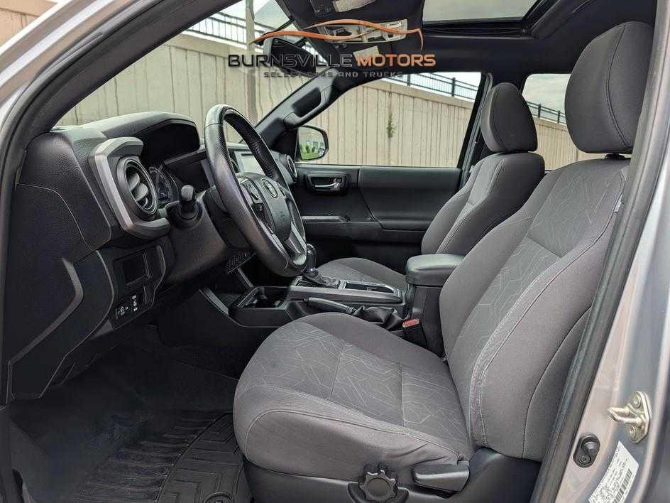 Toyota Tacoma 4WD Double Cab V6 MT TRD Off Road (Natl) 2016