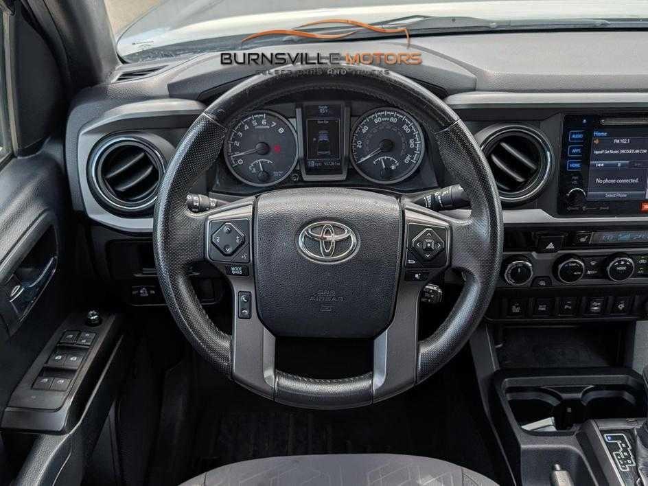Toyota Tacoma 4WD Double Cab V6 MT TRD Off Road (Natl) 2016
