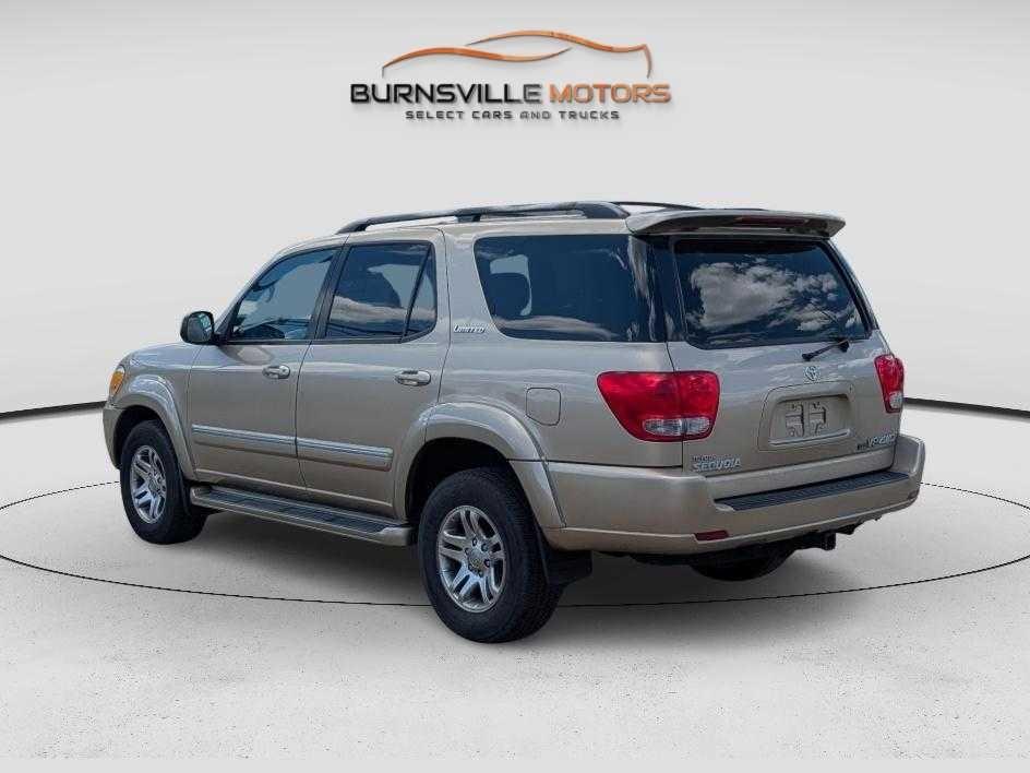 Toyota Sequoia 4dr Limited 4WD (Natl) 2005