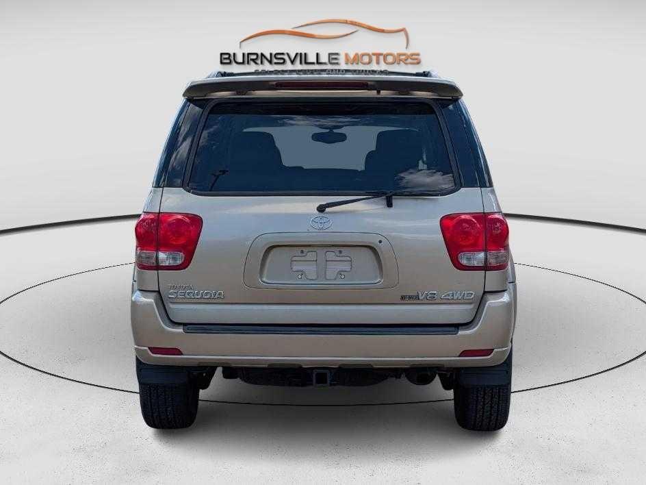 Toyota Sequoia 4dr Limited 4WD (Natl) 2005