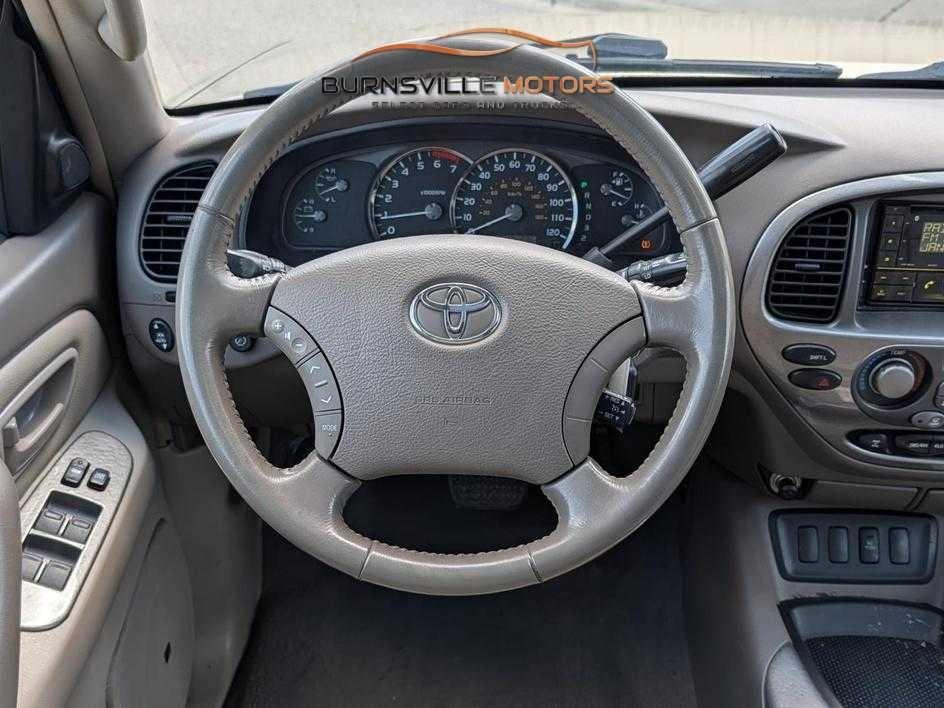 Toyota Sequoia 4dr Limited 4WD (Natl) 2005