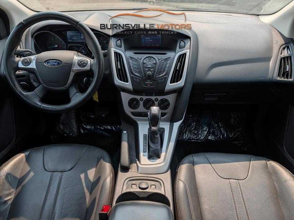 Ford Focus 4dr Sdn SE 2014
