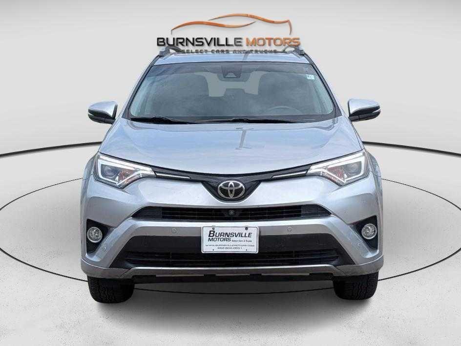 Toyota RAV4 Limited AWD (Natl) 2017