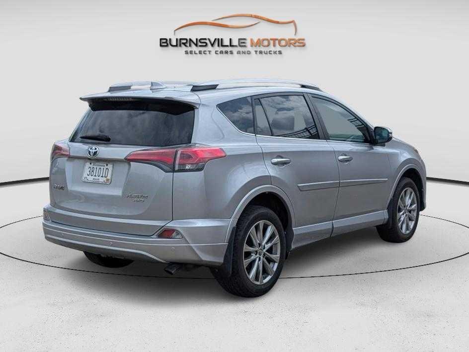 Toyota RAV4 Limited AWD (Natl) 2017