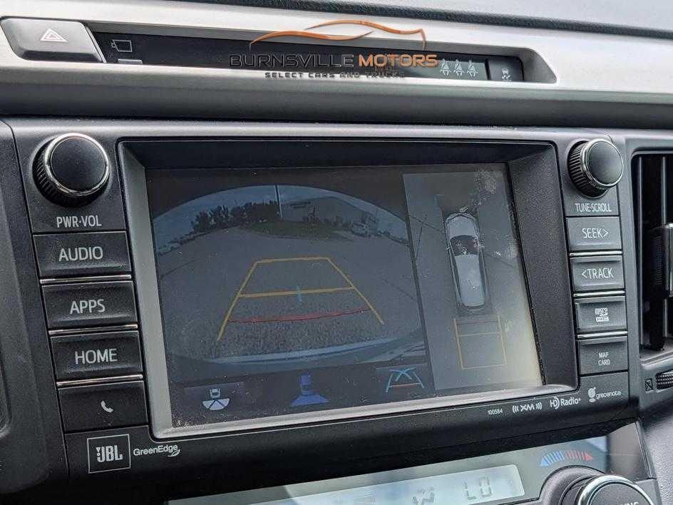 Toyota RAV4 Limited AWD (Natl) 2017