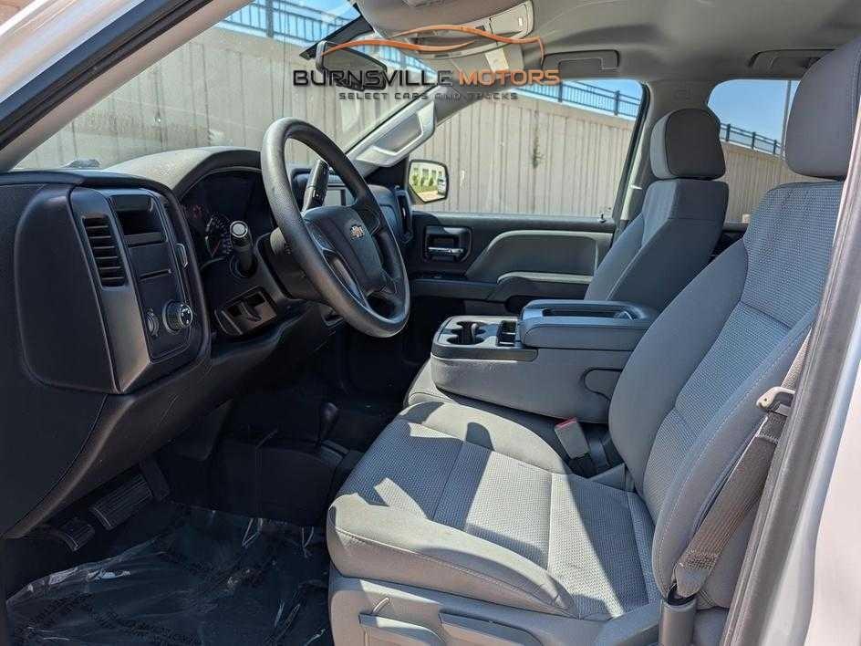 Chevrolet Silverado 1500 4WD Double Cab 143.5" LS 2016