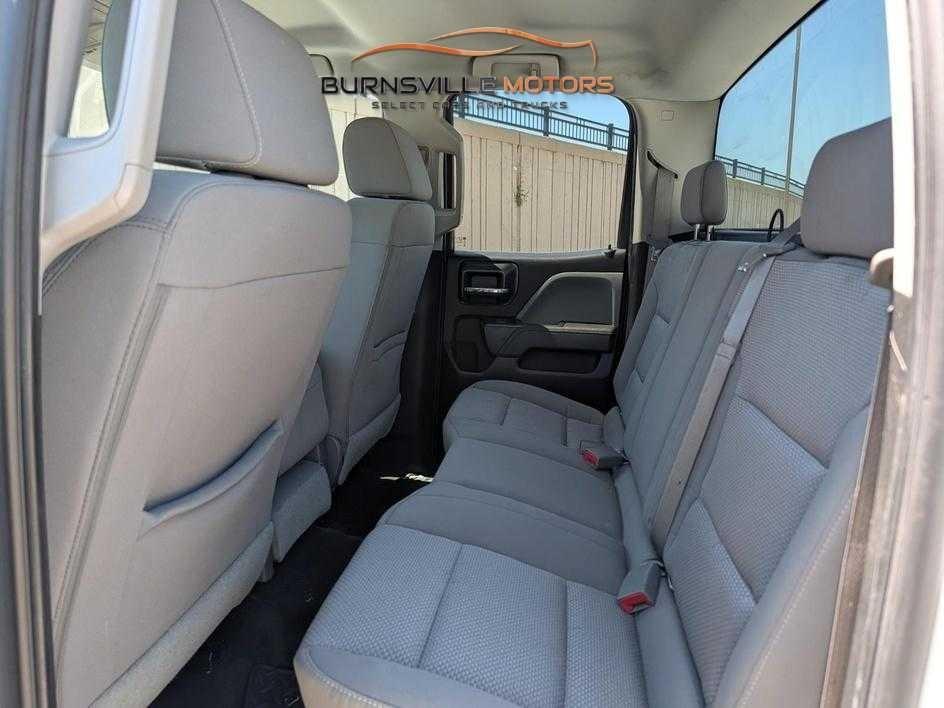 Chevrolet Silverado 1500 4WD Double Cab 143.5" LS 2016