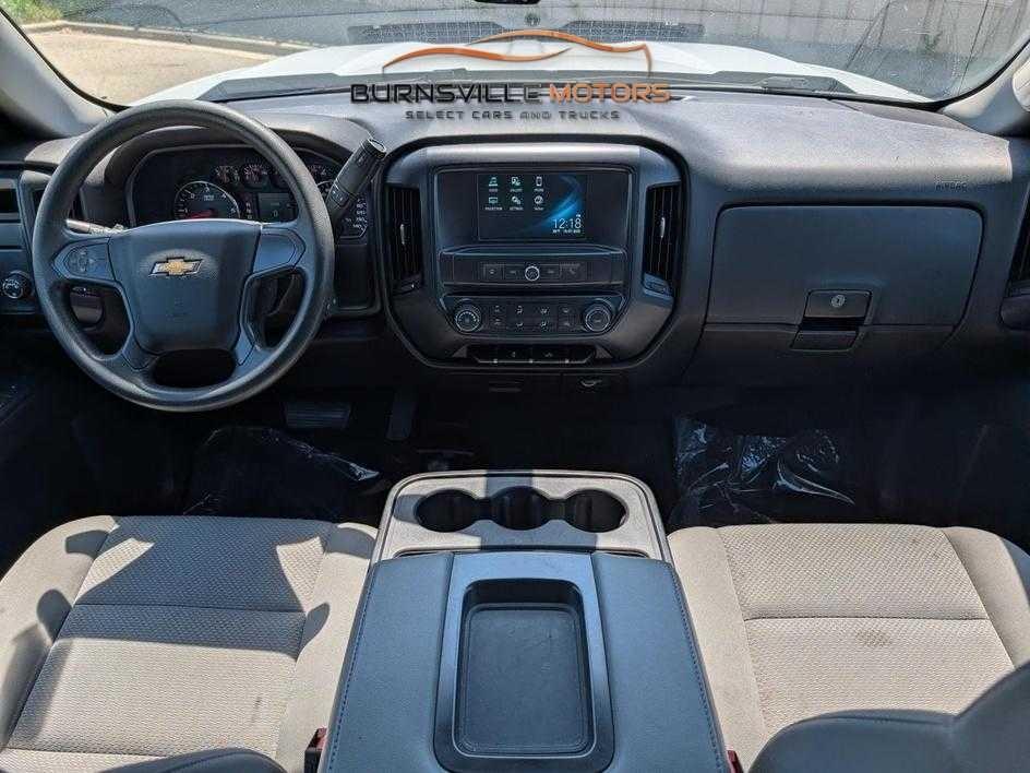 Chevrolet Silverado 1500 4WD Double Cab 143.5" LS 2016