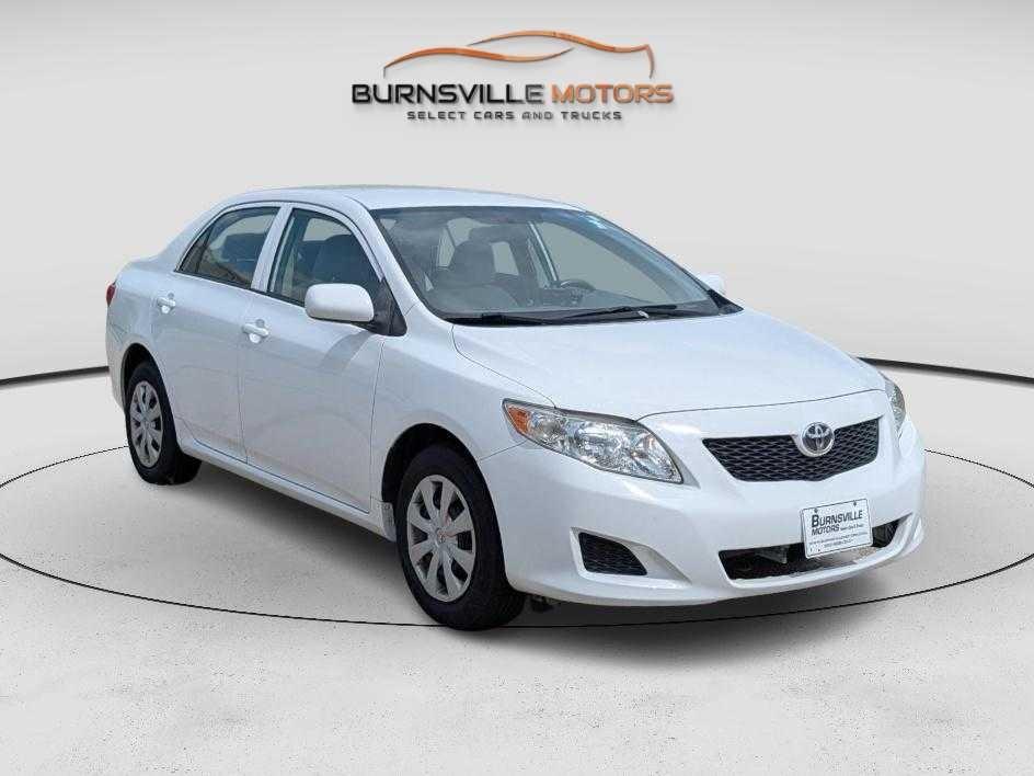Toyota Corolla 4dr Sdn Man (Natl) 2010