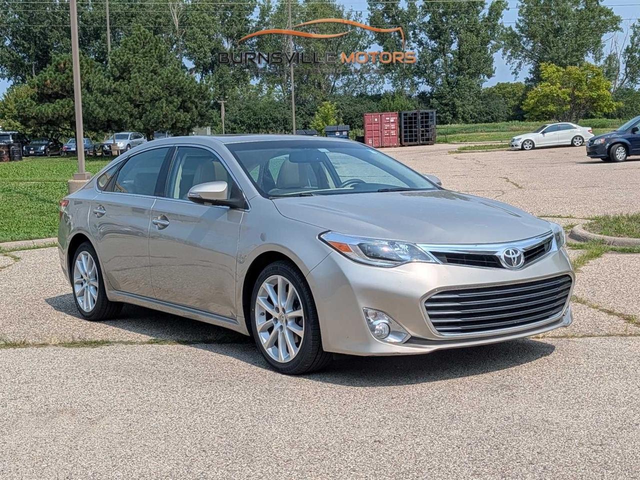 Toyota Avalon 4dr Sdn XLE Premium (Natl) 2014