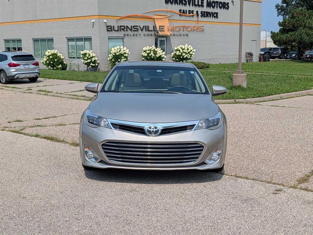 Toyota Avalon 4dr Sdn XLE Premium (Natl) 2014