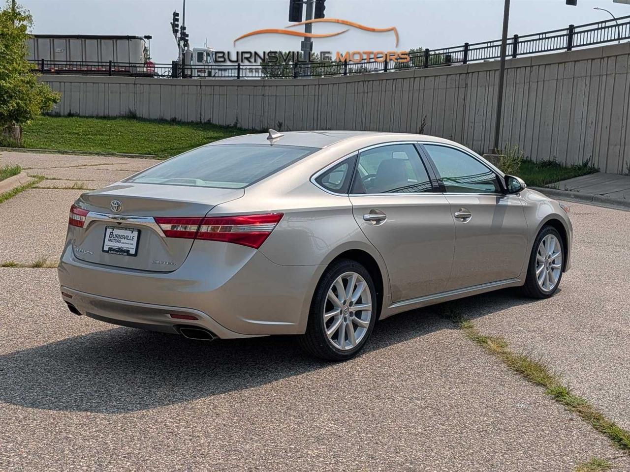 Toyota Avalon 4dr Sdn XLE Premium (Natl) 2014
