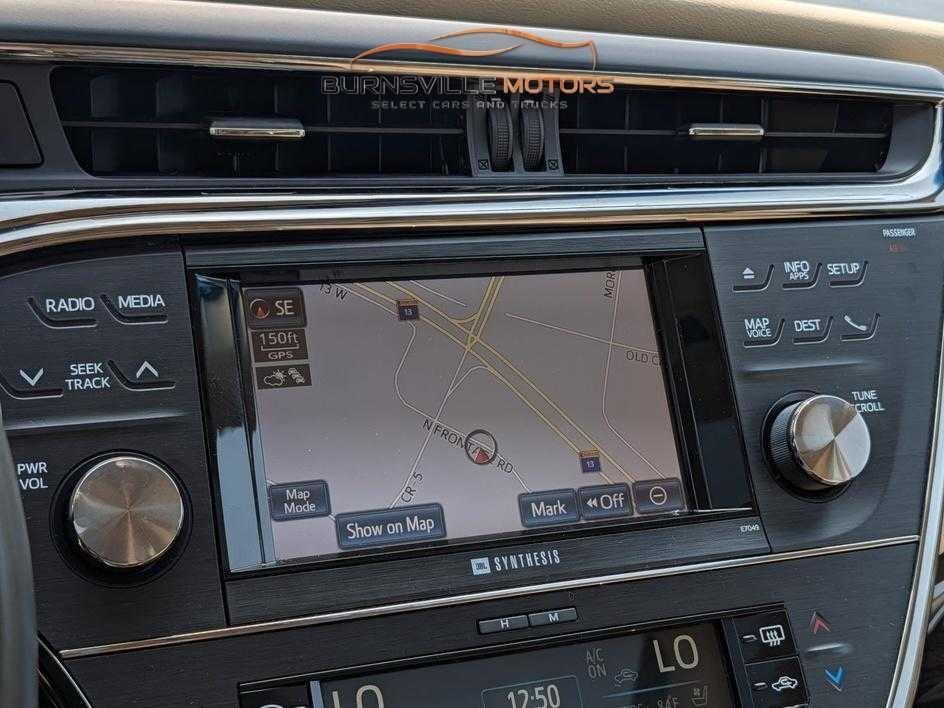 Toyota Avalon 4dr Sdn XLE Premium (Natl) 2014