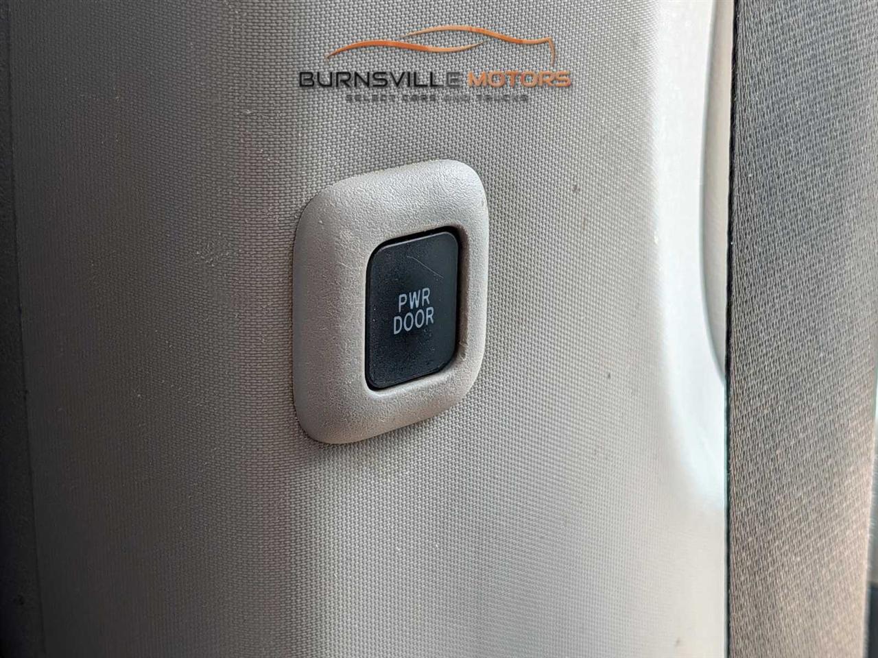 Toyota Sienna Limited Premium AWD 7-Passenger (Natl) 2018
