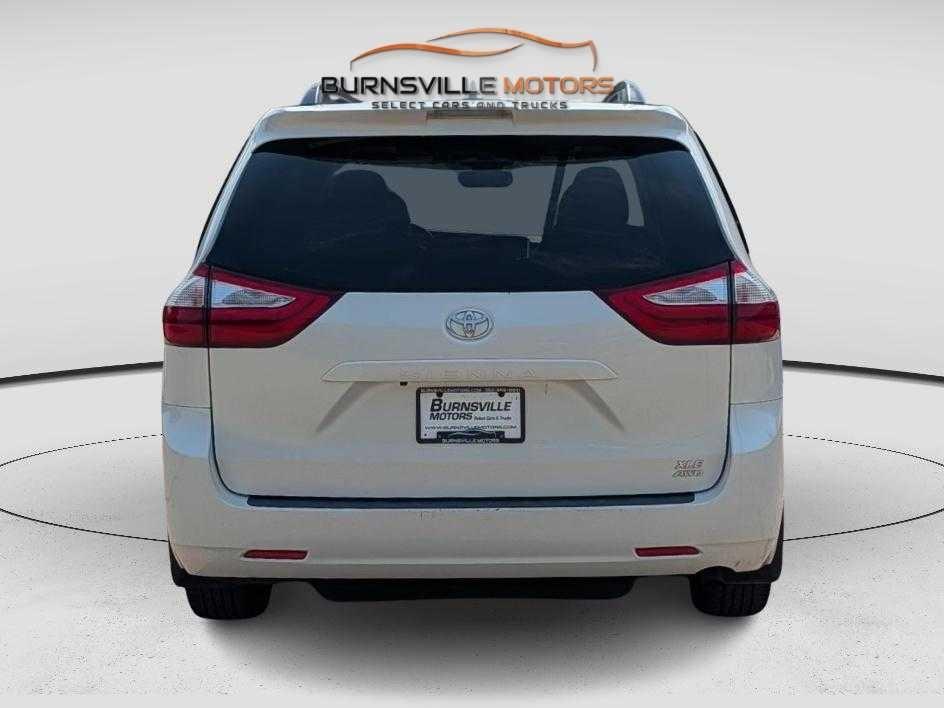 Toyota Sienna Limited Premium AWD 7-Passenger (Natl) 2018