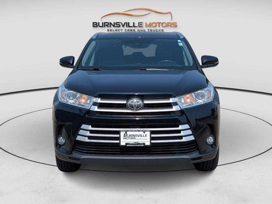Toyota Highlander XLE V6 AWD (Natl) 2017