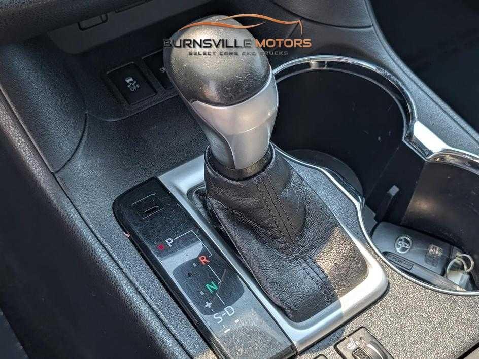 Toyota Highlander XLE V6 AWD (Natl) 2017