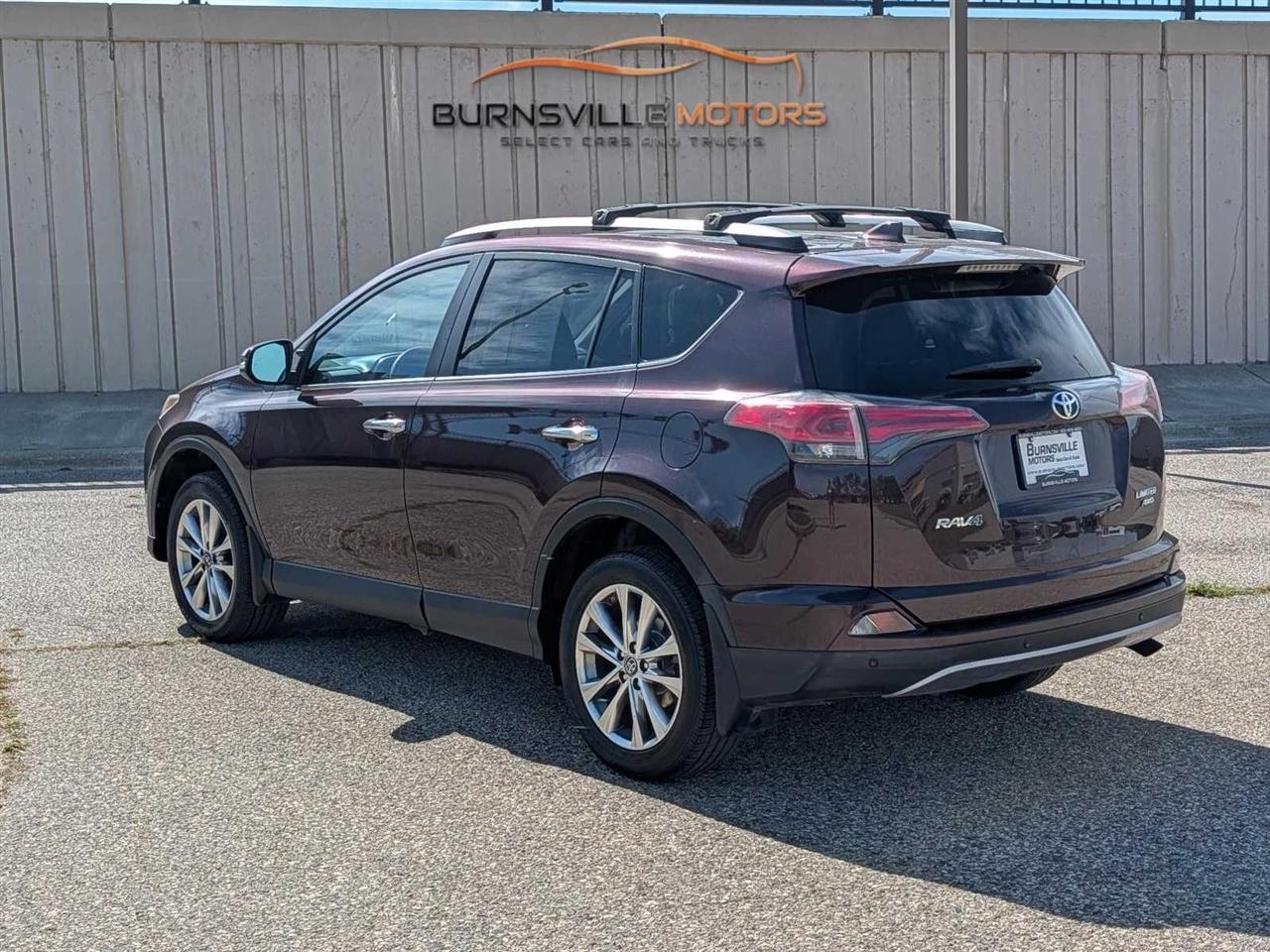 Toyota RAV4 Limited AWD (Natl) 2017