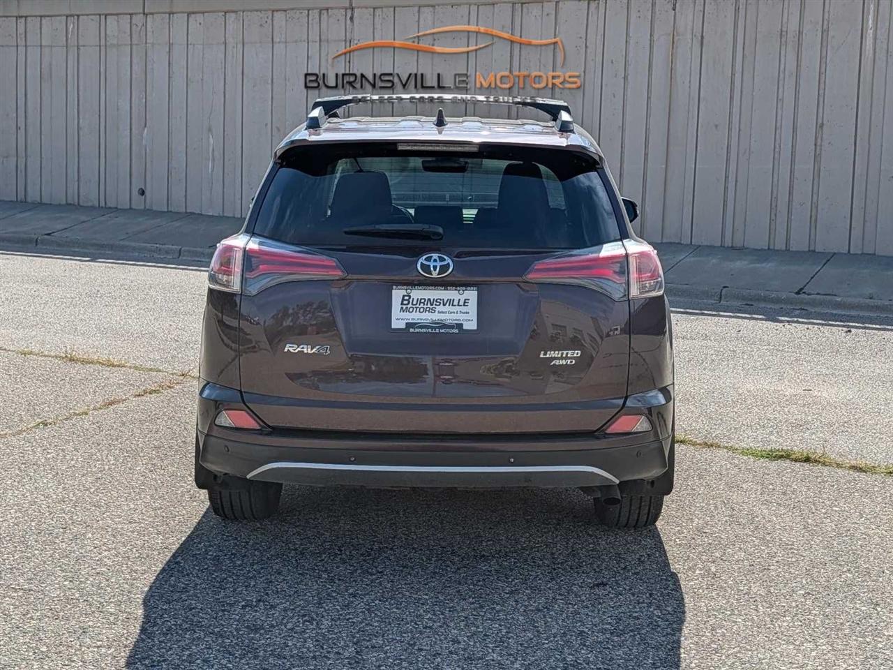Toyota RAV4 Limited AWD (Natl) 2017
