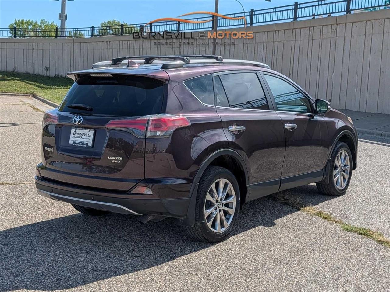 Toyota RAV4 Limited AWD (Natl) 2017
