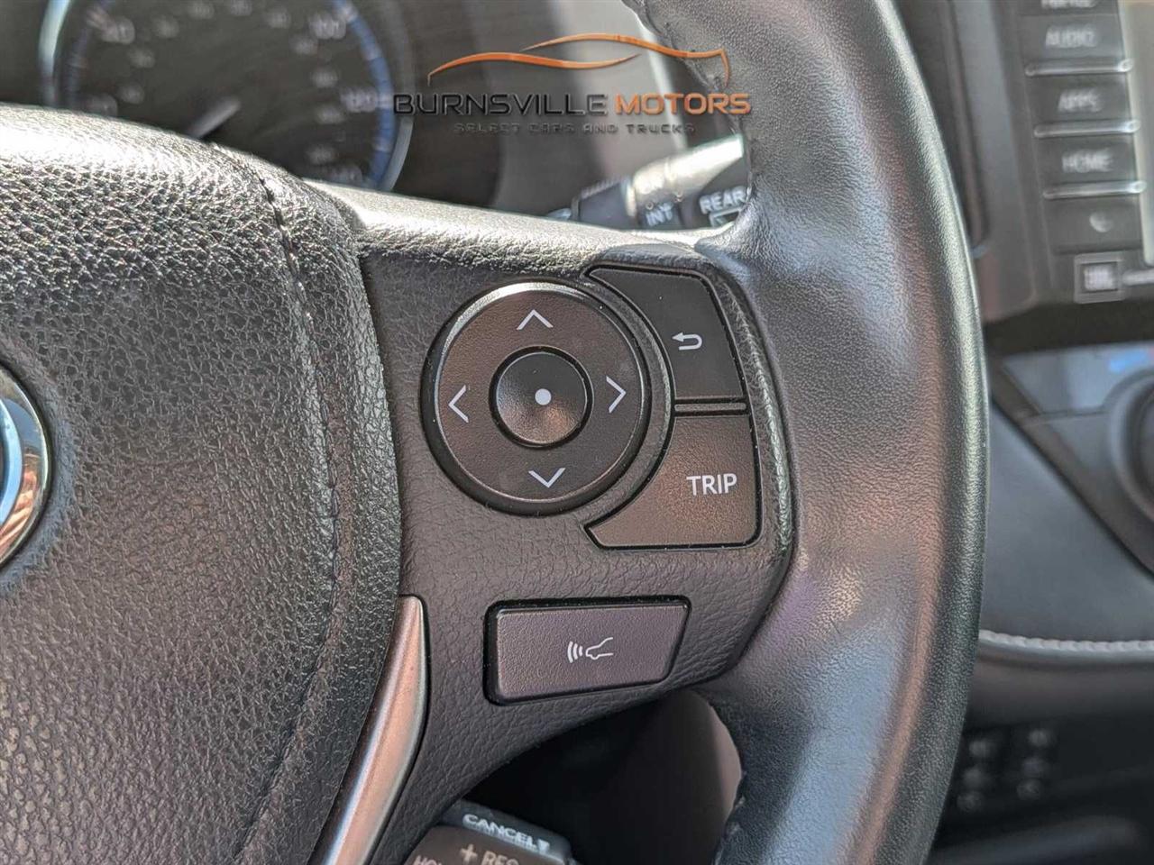 Toyota RAV4 Limited AWD (Natl) 2017