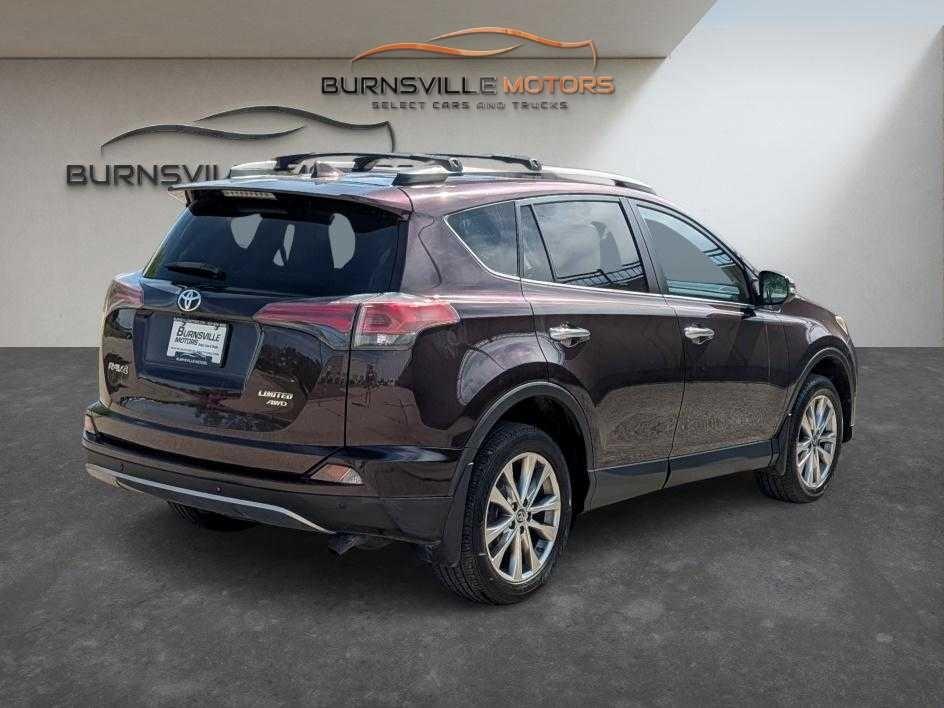 Toyota RAV4 Limited AWD (Natl) 2017