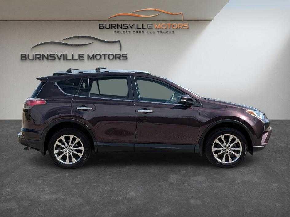 Toyota RAV4 Limited AWD (Natl) 2017