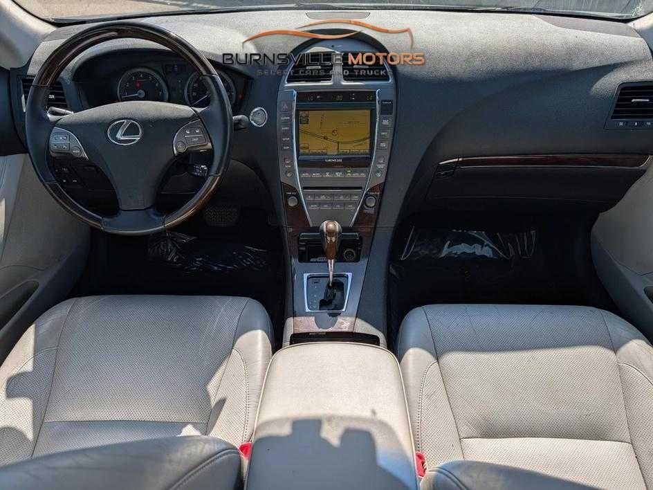 Lexus ES 350 4dr Sdn 2012