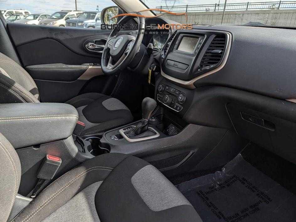 Jeep Cherokee Latitude 4x4 2018
