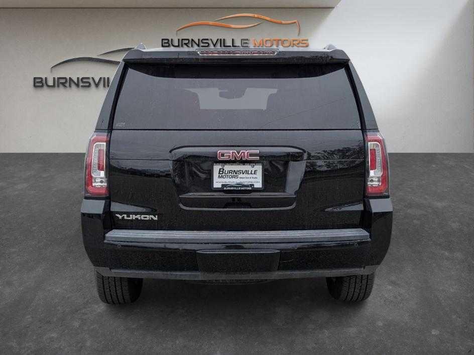 GMC Yukon 4WD 4dr SLT 2017