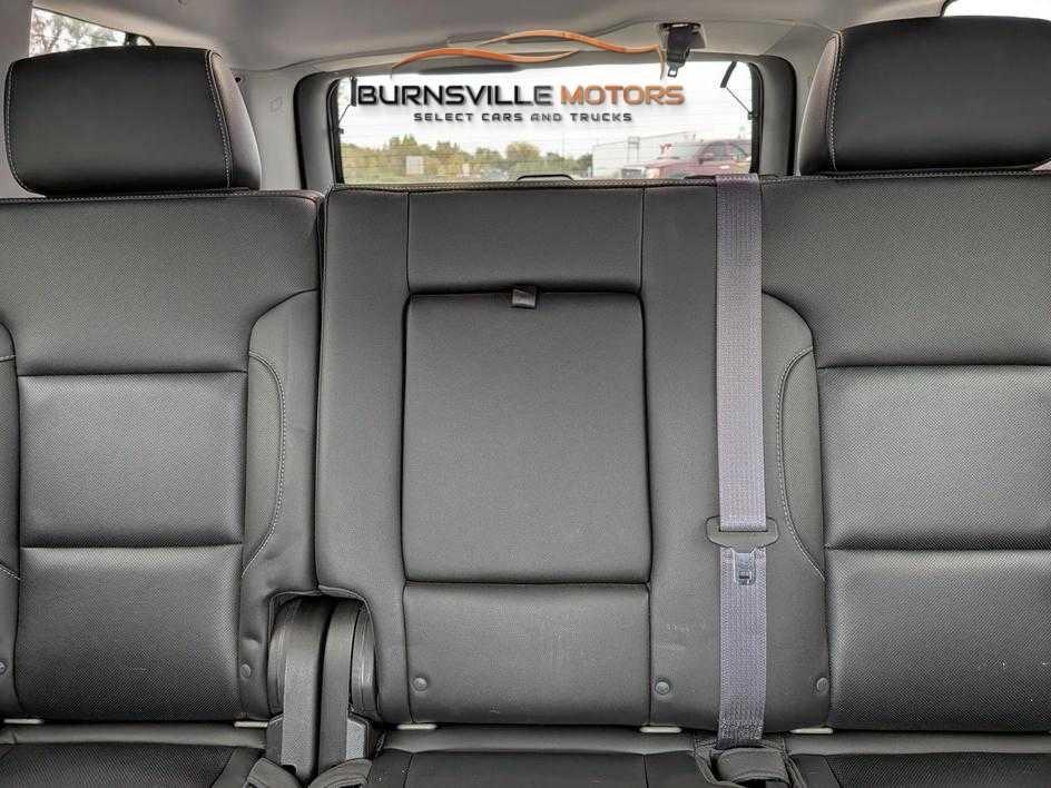 GMC Yukon 4WD 4dr SLT 2017