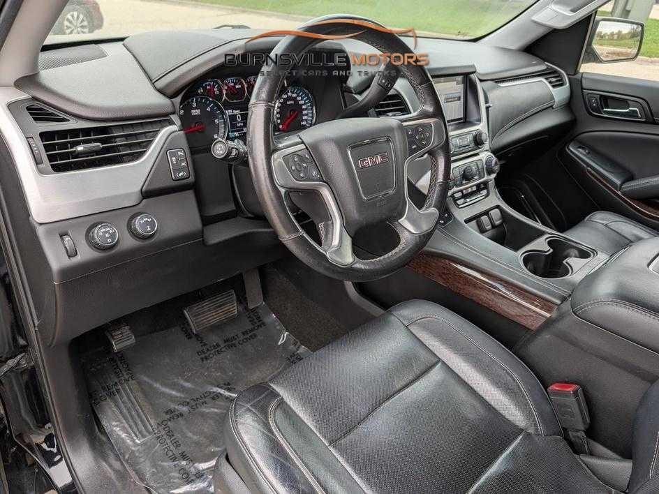 GMC Yukon 4WD 4dr SLT 2017