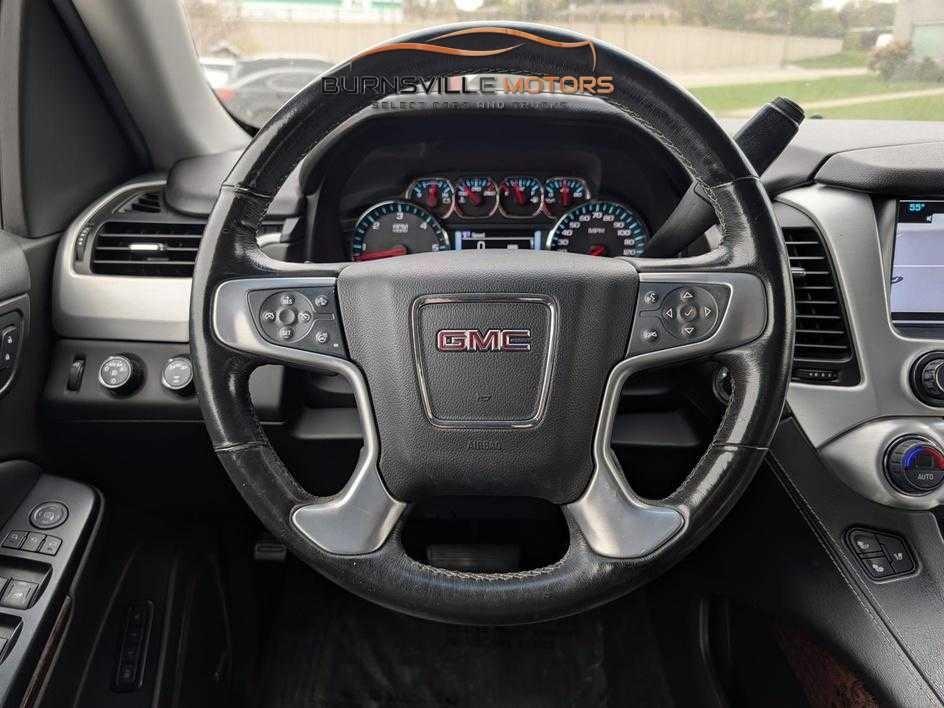 GMC Yukon 4WD 4dr SLT 2017