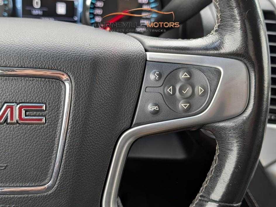 GMC Yukon 4WD 4dr SLT 2017