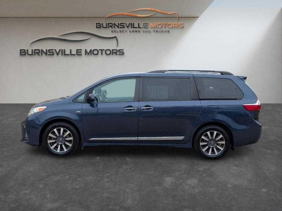 Toyota Sienna Limited Premium AWD 7-Passenger (Natl) 2018