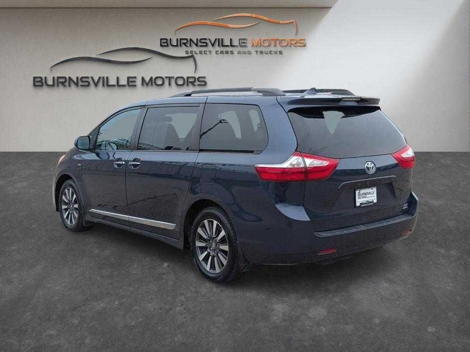 Toyota Sienna Limited Premium AWD 7-Passenger (Natl) 2018