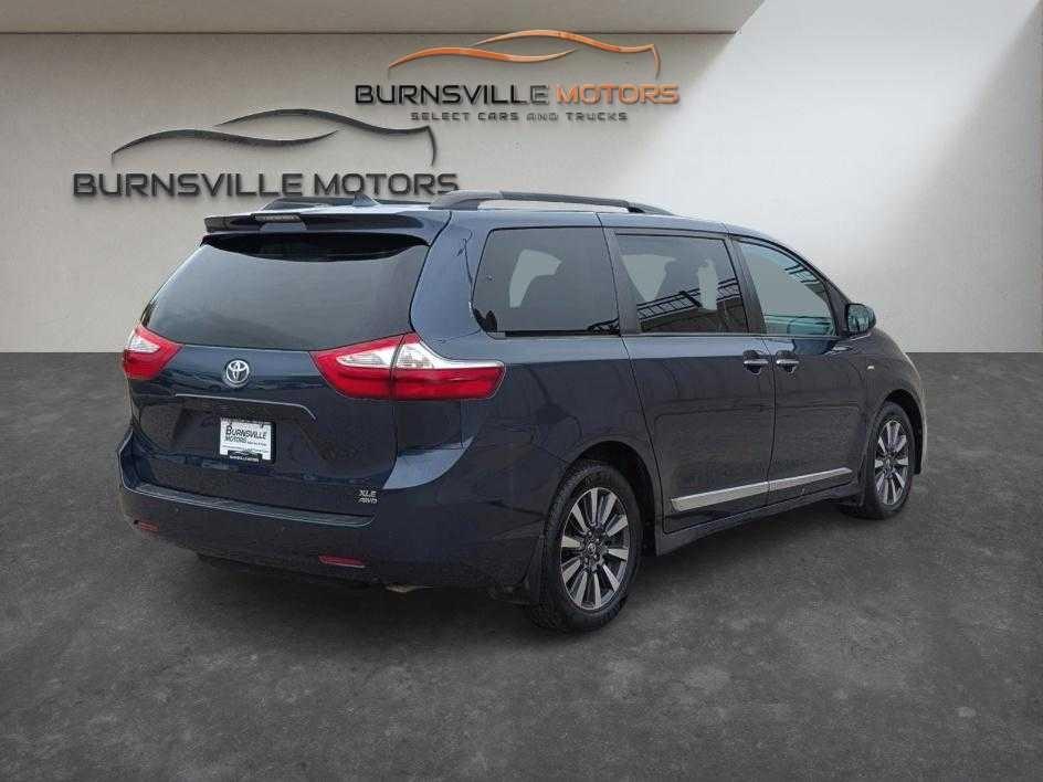 Toyota Sienna Limited Premium AWD 7-Passenger (Natl) 2018