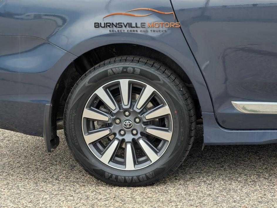 Toyota Sienna Limited Premium AWD 7-Passenger (Natl) 2018