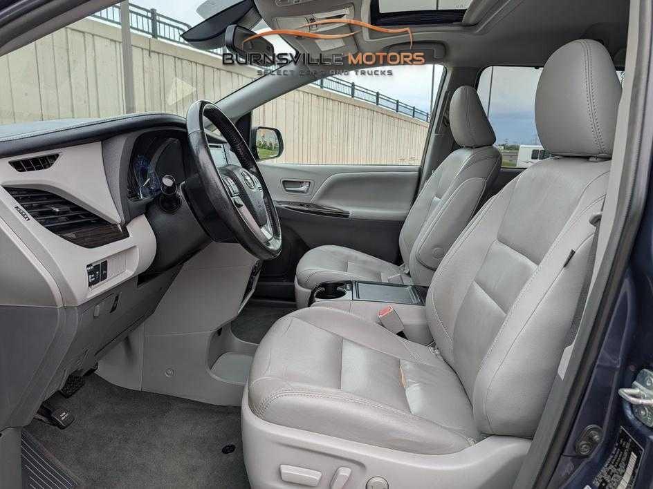Toyota Sienna Limited Premium AWD 7-Passenger (Natl) 2018