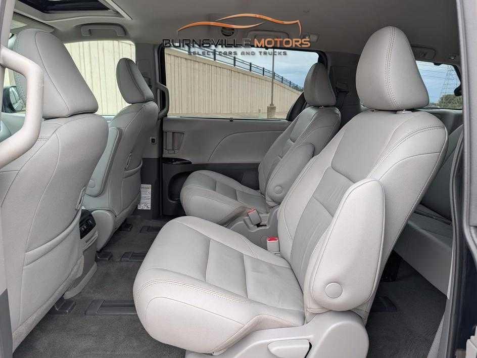 Toyota Sienna Limited Premium AWD 7-Passenger (Natl) 2018