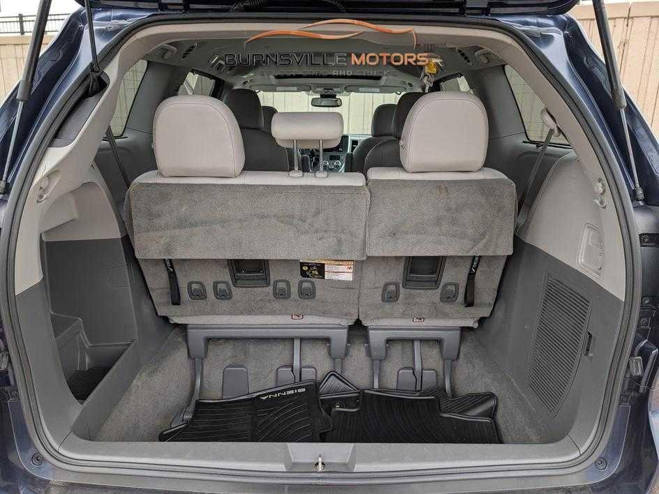 Toyota Sienna Limited Premium AWD 7-Passenger (Natl) 2018