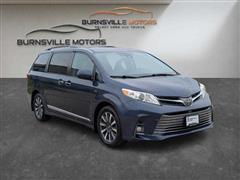 2018 Toyota Sienna 