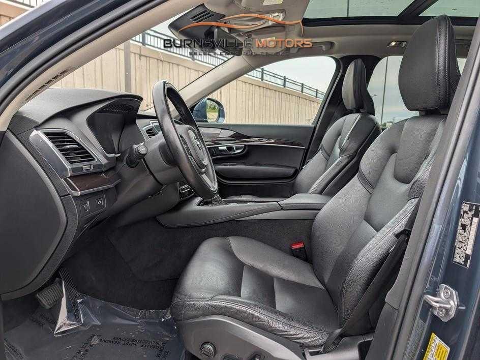 Volvo XC90 T6 AWD Momentum 2019