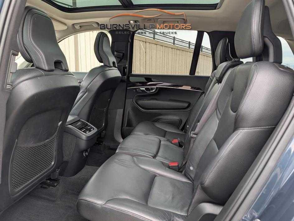 Volvo XC90 T6 AWD Momentum 2019