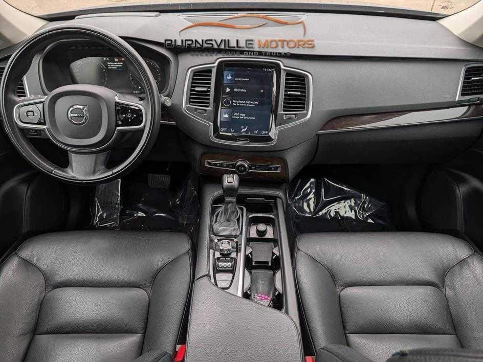 Volvo XC90 T6 AWD Momentum 2019
