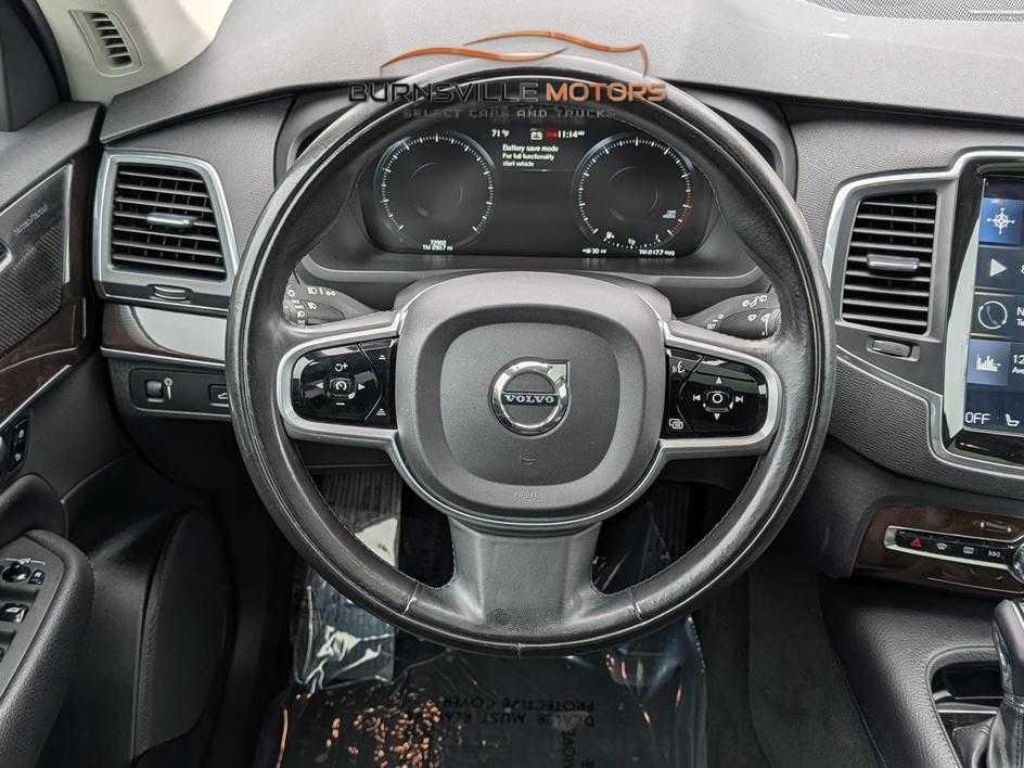 Volvo XC90 T6 AWD Momentum 2019